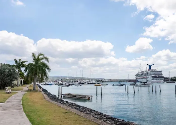 Liveworkplay * Montego Bay